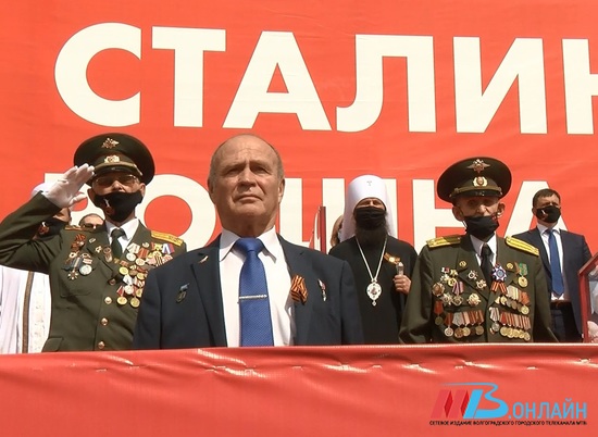 Андрей Малахов показал парад Победы в Волгограде в «Инстаграме»